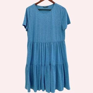 Dress tiered ruffle